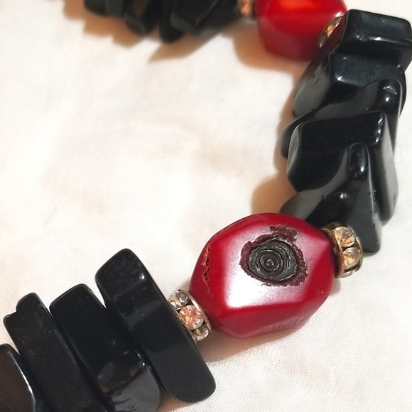 CHUNKY RED Coral Black Onyx Hand crafted Necklace - Picture 3 of 8